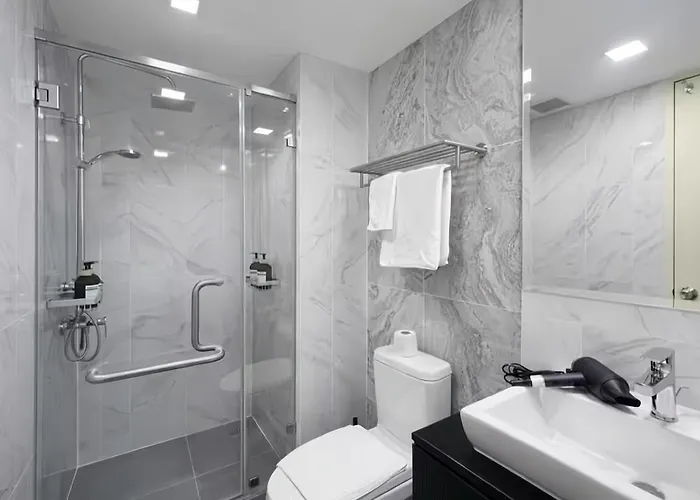 Apartment 28m²/poolviewbalcony/fastwifi/kitchen/gym *