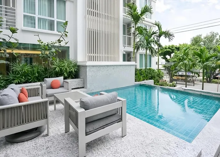Apartment 28m²/poolviewbalcony/fastwifi/kitchen/gym *